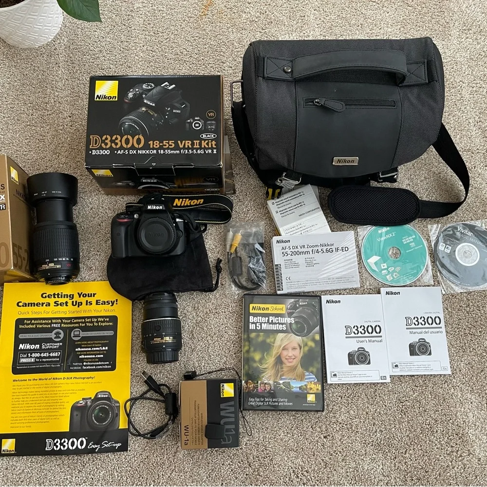Nikon D3300 Black DSLR Camera with 18-55mm Lens